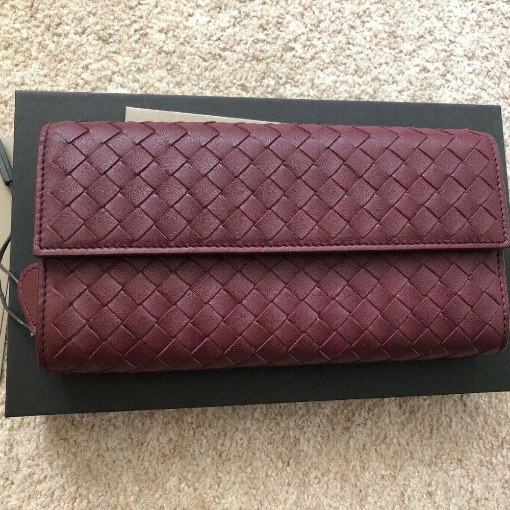 Bottega Veneta’s Women’s Intrecciato Wallet
